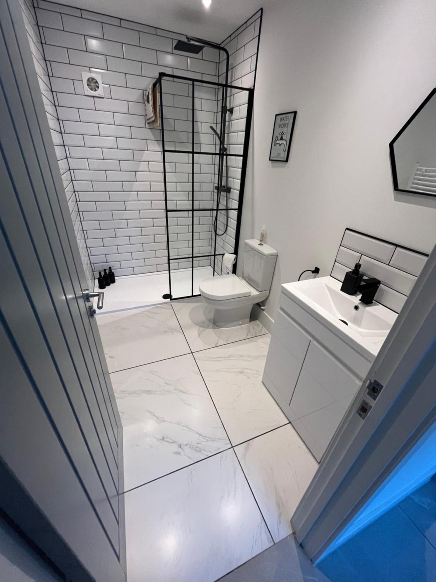 Entire Property In Downham Market, Serviced Accomodation Apartment ภายนอก รูปภาพ